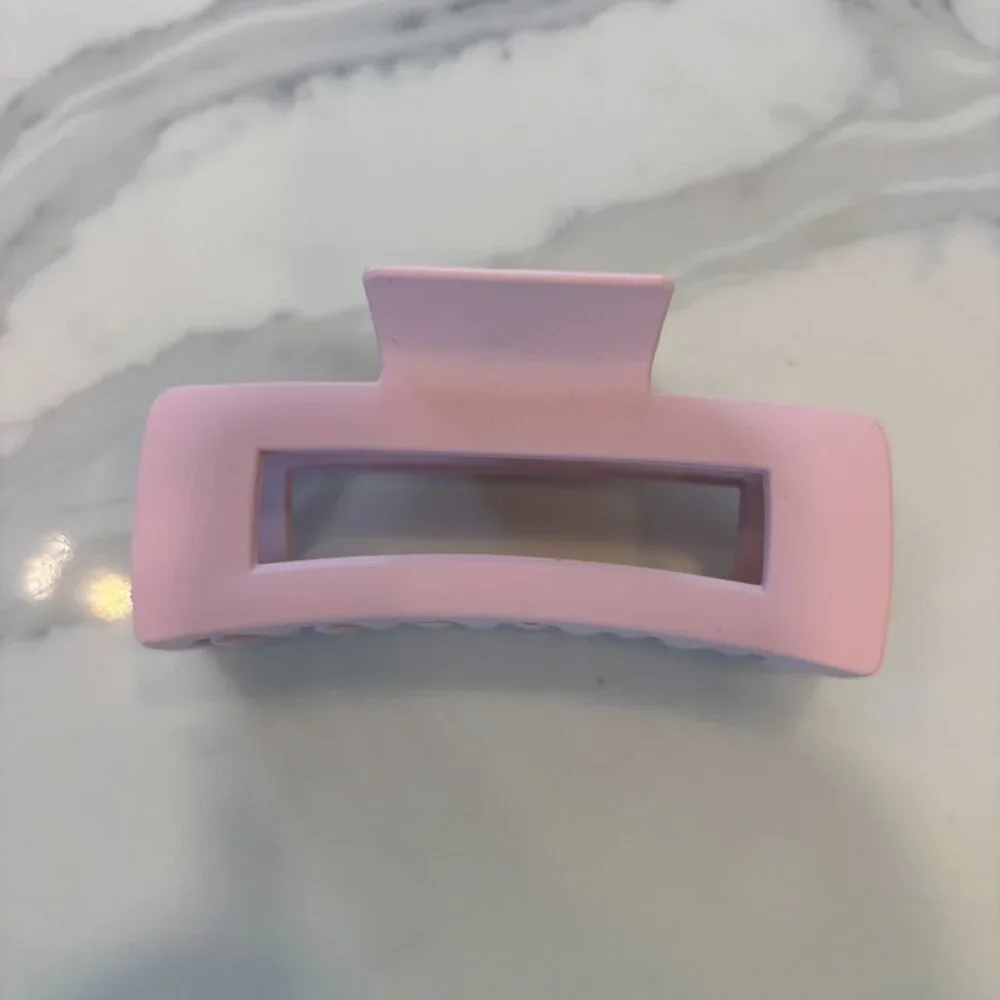 Amazon Pastel Pink Hair Clip